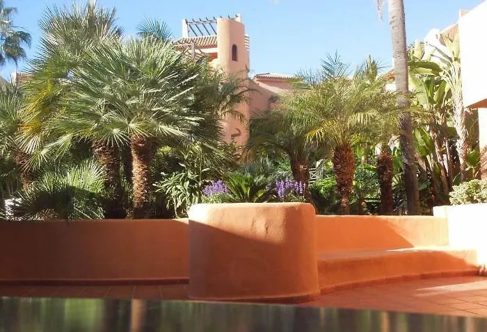 Jardines De Albaicin - La Aldorra